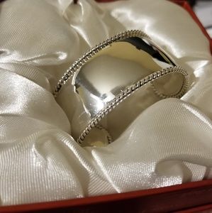 Stunning Mirrored Cuff Bangle ❤️